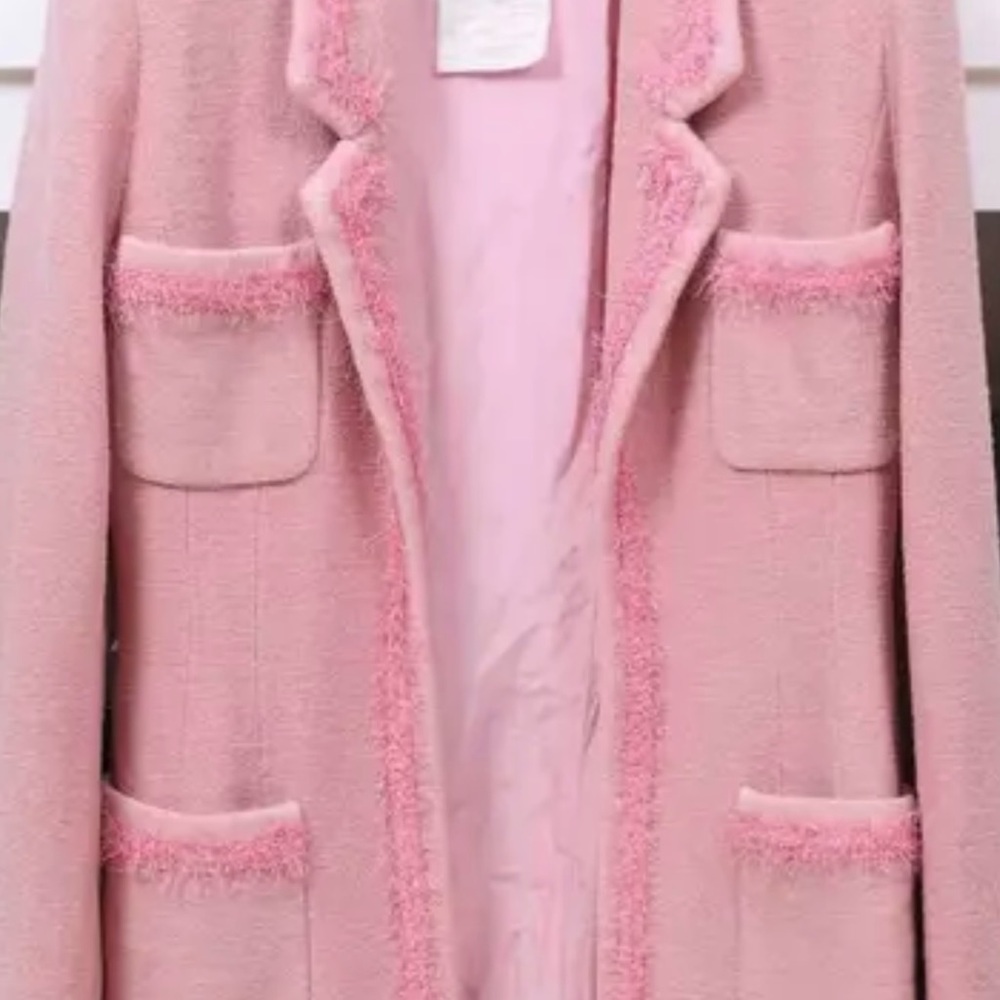 CHANEL Pink Wool coat w/ skirt ( set ) - Picture 5 of 12